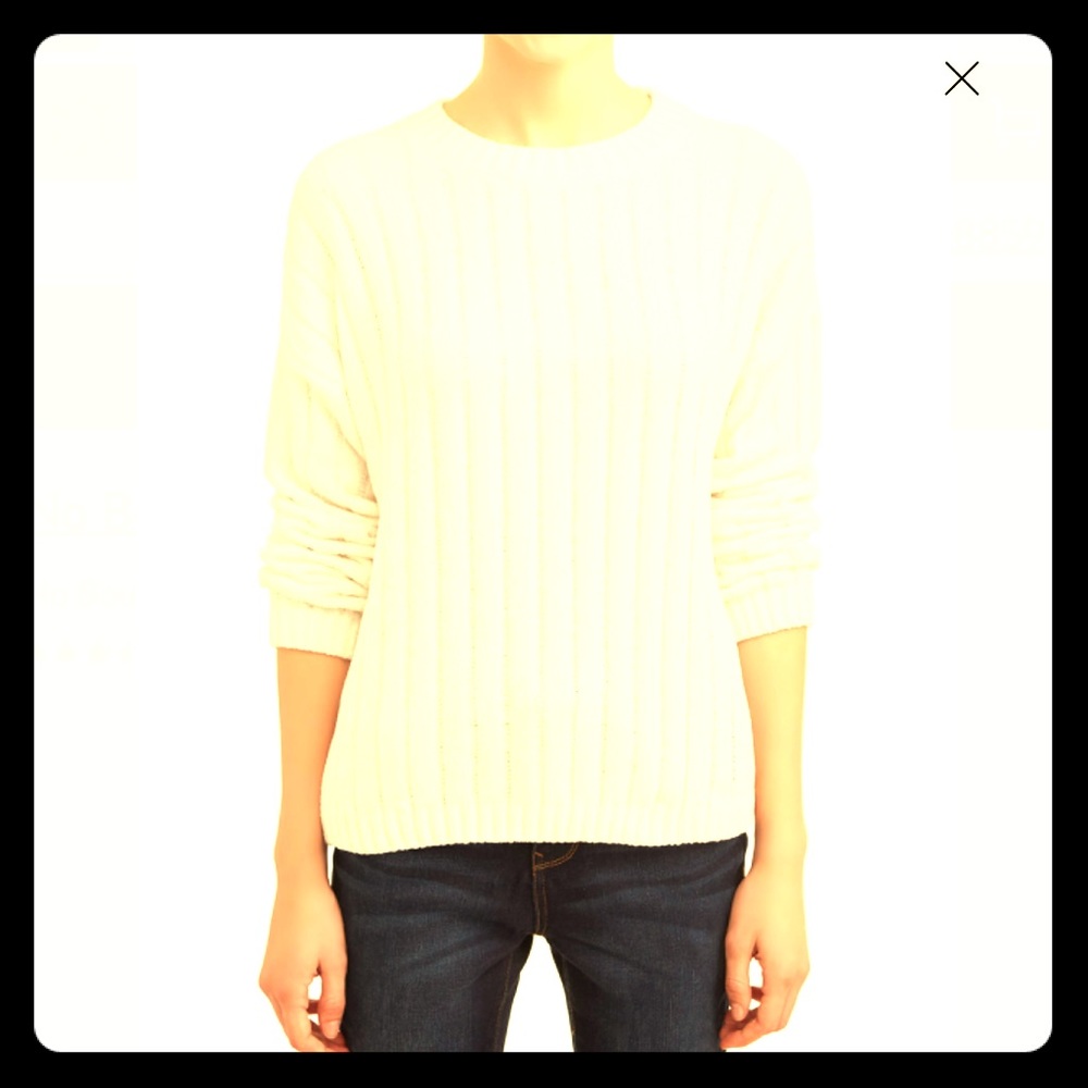 No Boundaries
Chenille Crew Neck Sweater